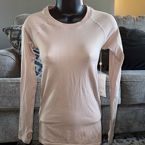 Buff bunny synergy top